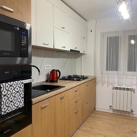 Sunny Apartment In 苏恰瓦 外观 照片